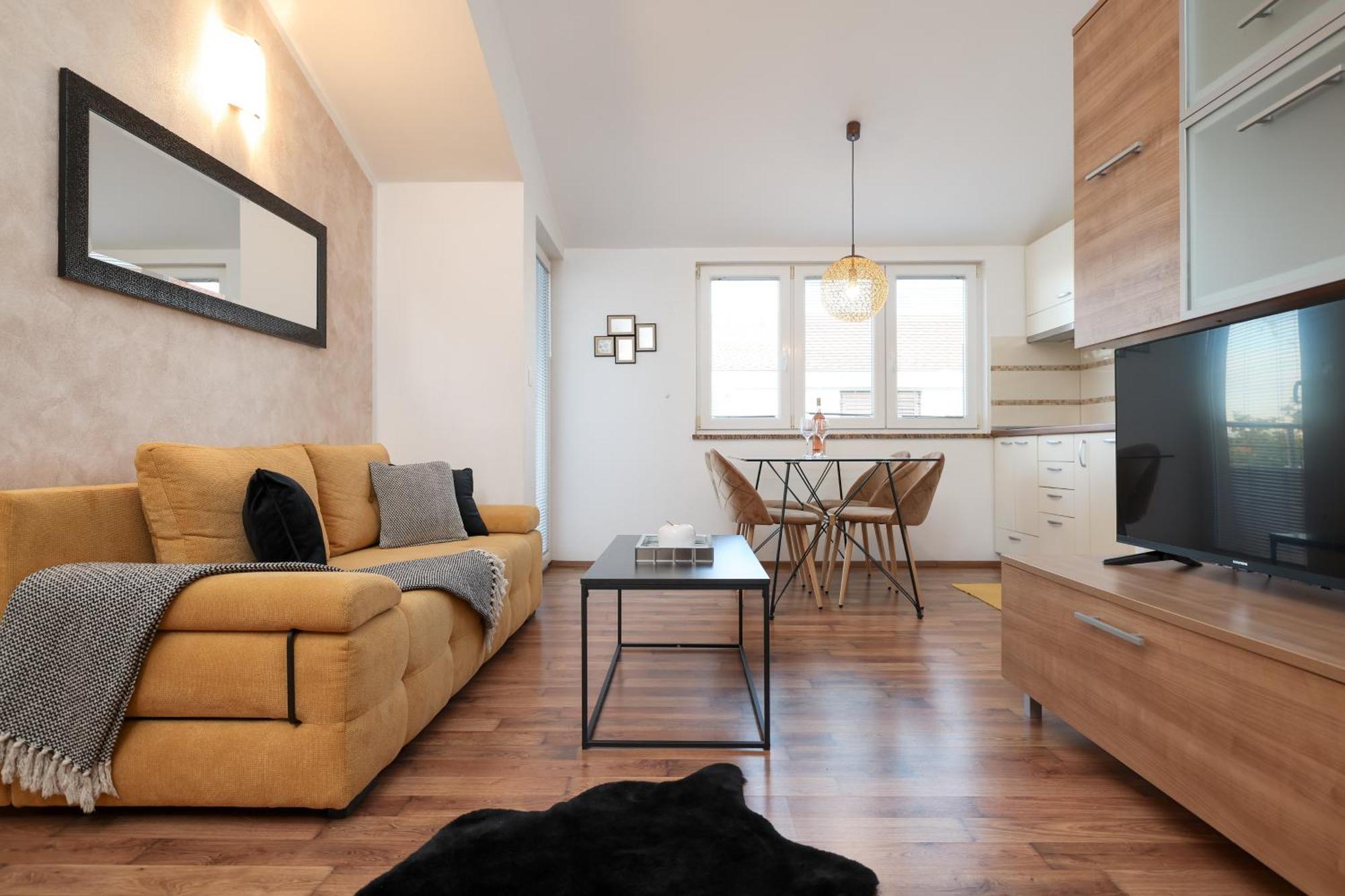Apartments Anita 宁 外观 照片